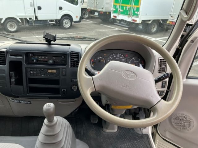 TOYOTA DYNA 2008 Image 31