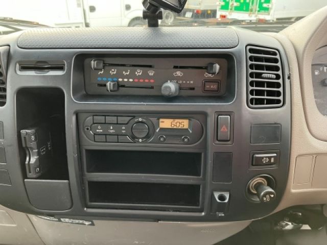TOYOTA DYNA 2008 Image 31