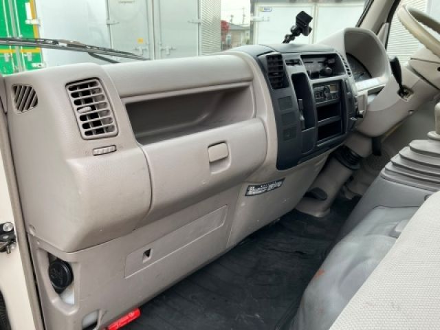 TOYOTA DYNA 2008 Image 31