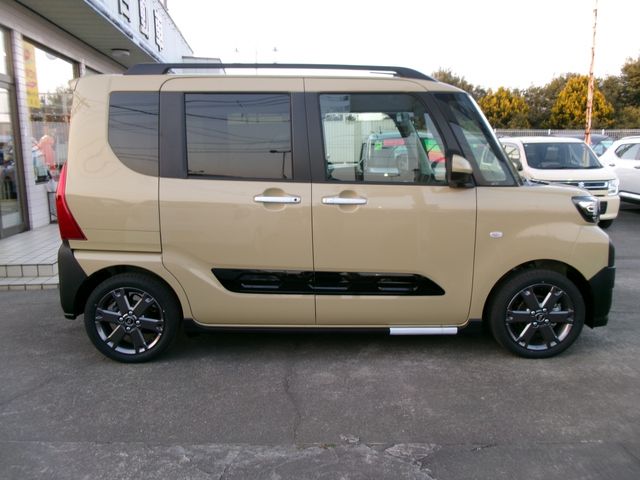 DAIHATSU TANTO FAN CROSS 2025 Image 31