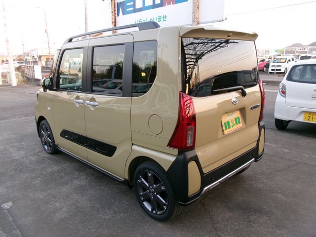 DAIHATSU TANTO FAN CROSS 2025 Image 31