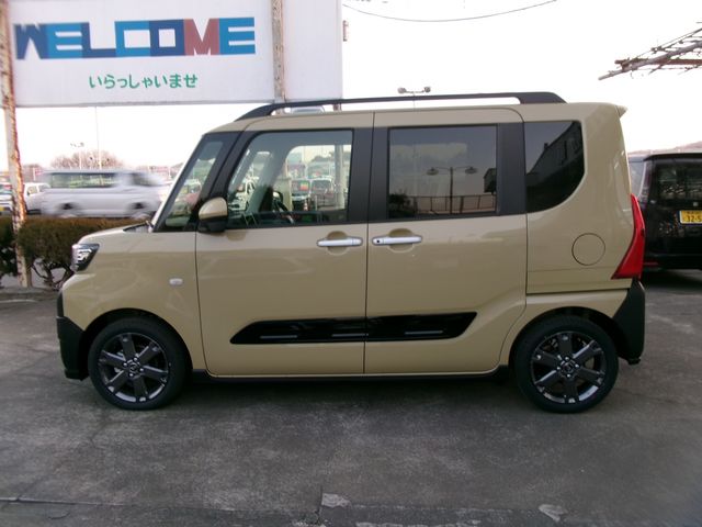 DAIHATSU TANTO FAN CROSS 2025 Image 31
