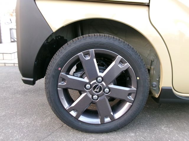 DAIHATSU TANTO FAN CROSS 2025 Image 31