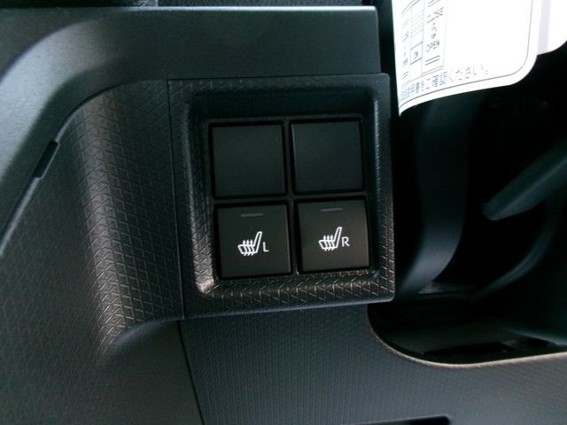 DAIHATSU TANTO FAN CROSS 2025 Image 31