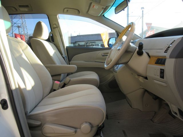 TOYOTA ESTIMA 2009 Image 31