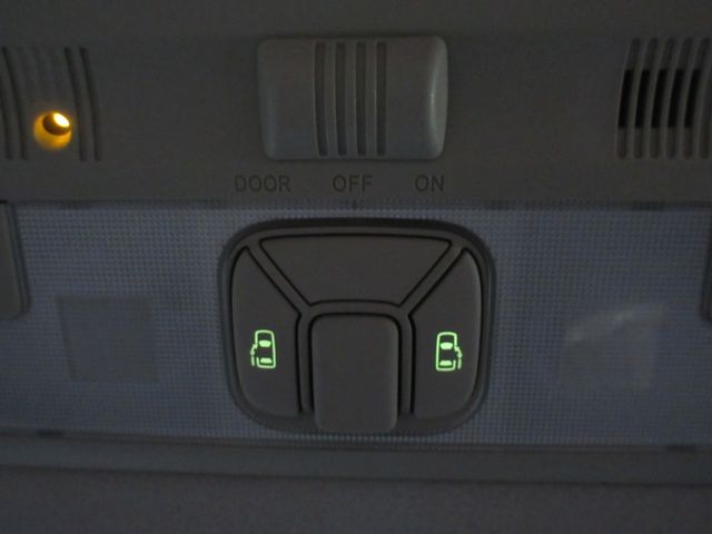 TOYOTA ESTIMA 2009 Image 31