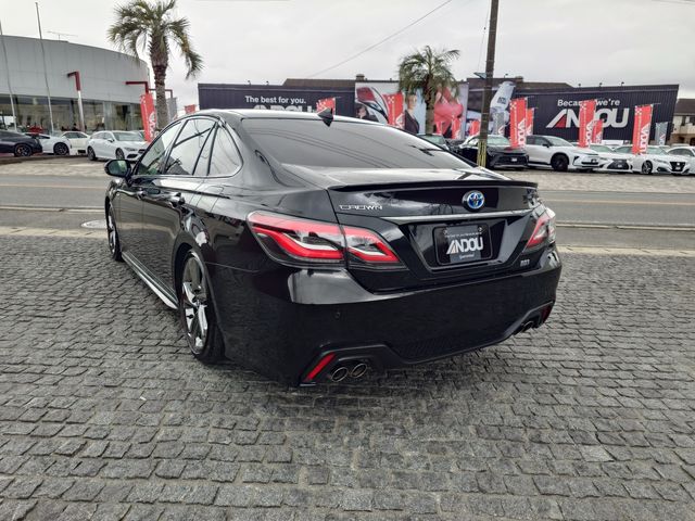 TOYOTA CROWN SEDAN HYBRID 2019 Image 31