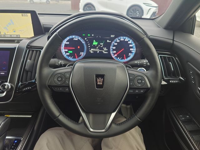 TOYOTA CROWN SEDAN HYBRID 2019 Image 31