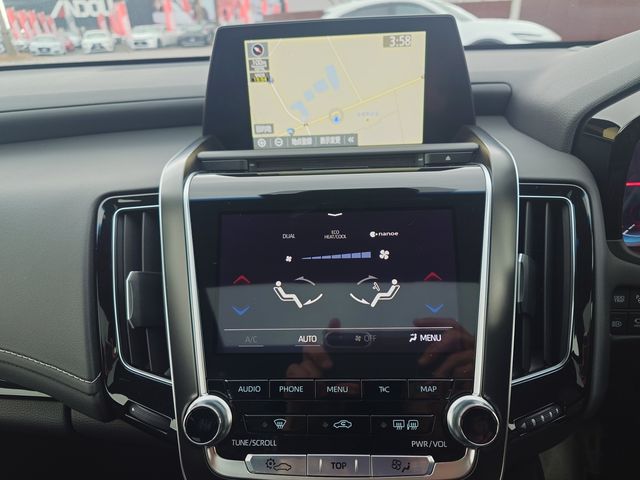 TOYOTA CROWN SEDAN HYBRID 2019 Image 31