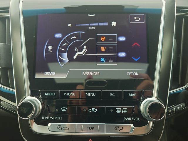 TOYOTA CROWN SEDAN HYBRID 2019 Image 31