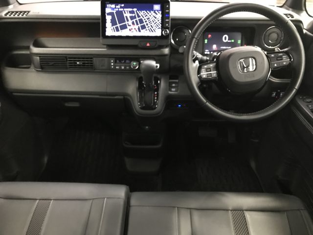 HONDA N BOX CUSTOM 2023 Image 31