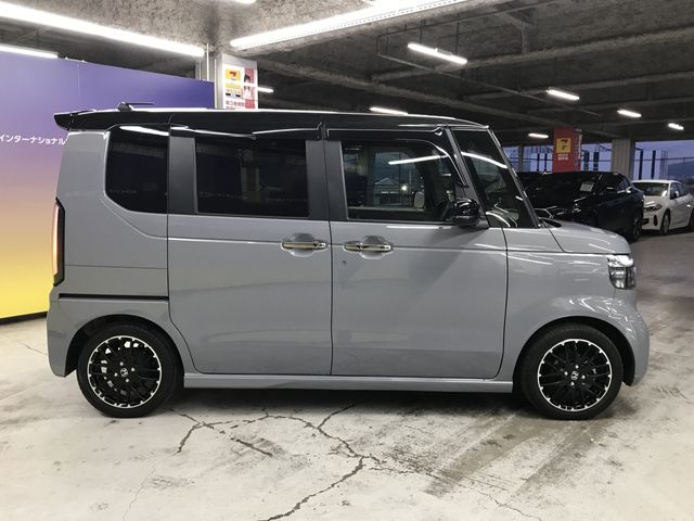 HONDA N BOX CUSTOM 2023 Image 31