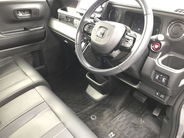 HONDA N BOX CUSTOM 2023 Image 31