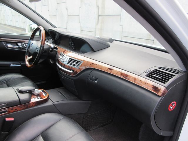 MERCEDES BENZ S CLAS 2008 Image 31