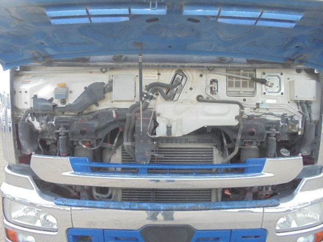 NISSAN DIESEL QUON 2015 Image 31