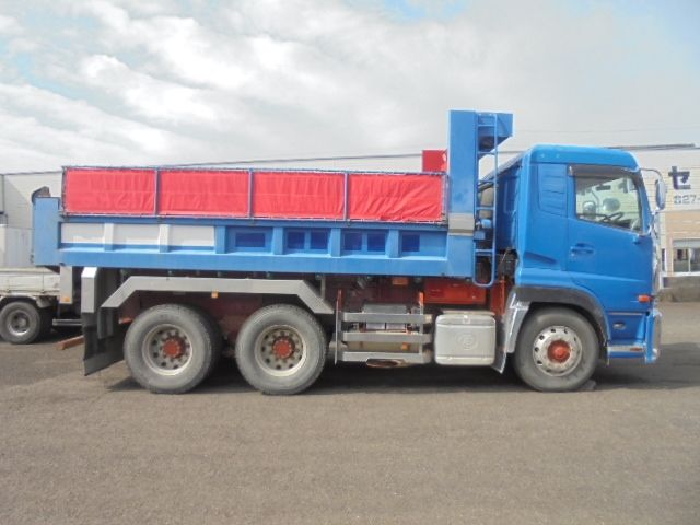 NISSAN DIESEL QUON 2015 Image 31