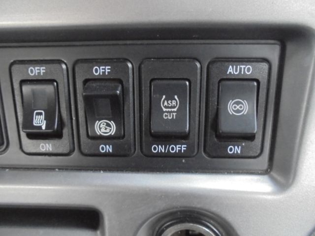 NISSAN DIESEL QUON 2015 Image 31