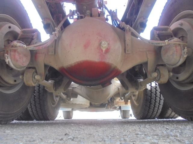 NISSAN DIESEL QUON 2015 Image 31