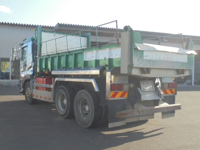 NISSAN DIESEL QUON 2011 Image 31