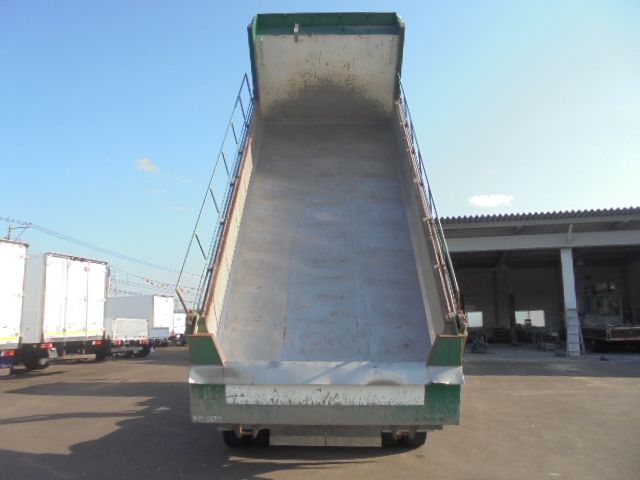 NISSAN DIESEL QUON 2011 Image 31