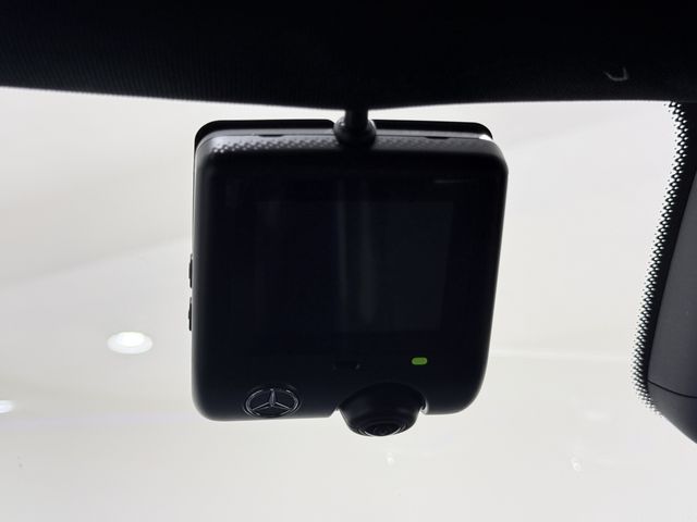 MERCEDES BENZ MERCEDES AMG C CLASS 2022 Image 31