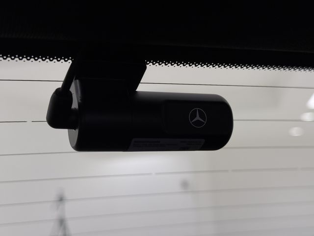 MERCEDES BENZ MERCEDES AMG C CLASS 2022 Image 31