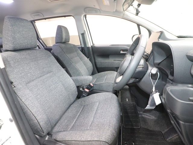 TOYOTA SIENTA HYBRID 2022 Image 31