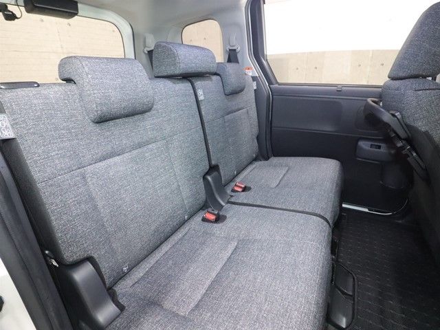 TOYOTA SIENTA HYBRID 2022 Image 31