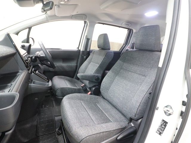 TOYOTA SIENTA HYBRID 2022 Image 31