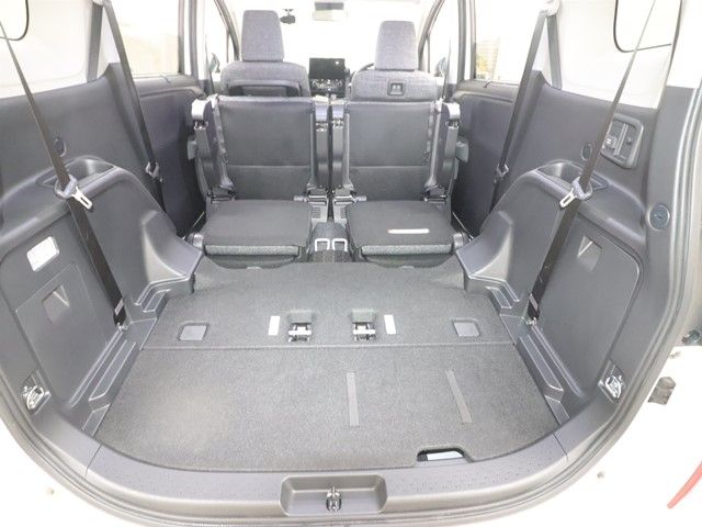 TOYOTA SIENTA HYBRID 2022 Image 31