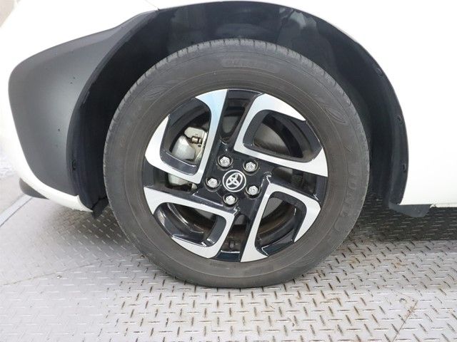 TOYOTA SIENTA HYBRID 2022 Image 31