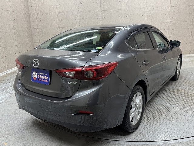 MAZDA AXELA SEDAN 2017 Image 31