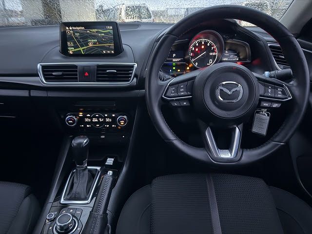 MAZDA AXELA SEDAN 2017 Image 31