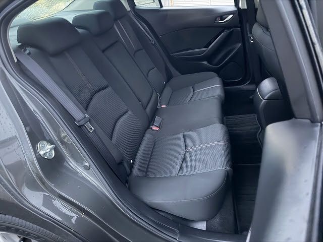 MAZDA AXELA SEDAN 2017 Image 31