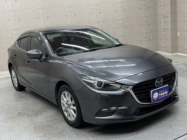 MAZDA AXELA SEDAN 2017 Image 31