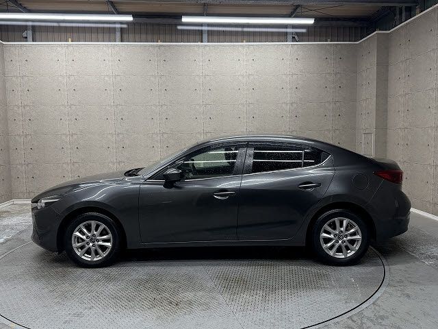MAZDA AXELA SEDAN 2017 Image 31
