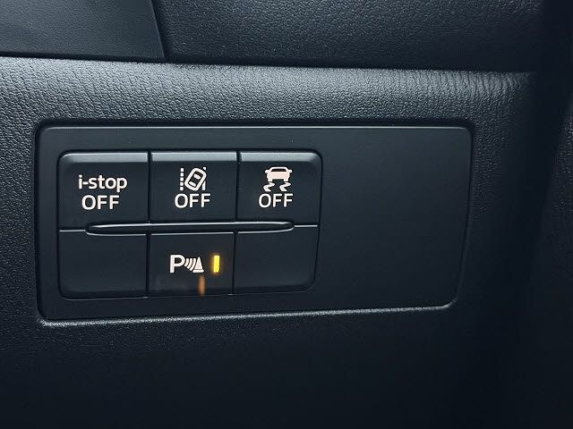 MAZDA AXELA SEDAN 2017 Image 31