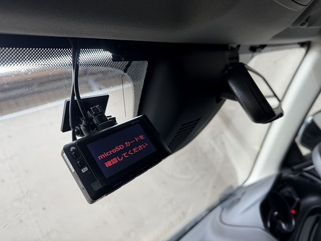 MAZDA AXELA SEDAN 2017 Image 31