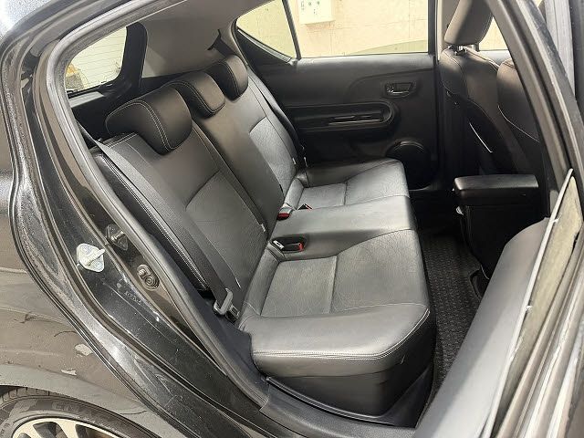 TOYOTA AQUA 2015 Image 31