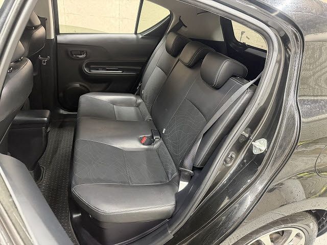 TOYOTA AQUA 2015 Image 31