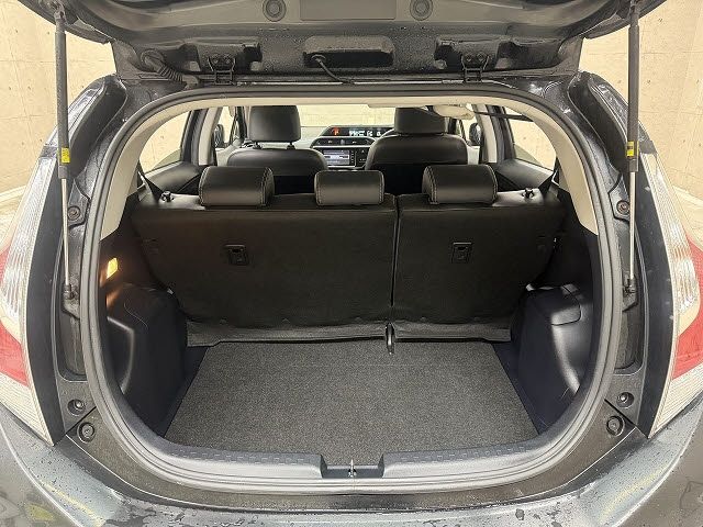 TOYOTA AQUA 2015 Image 31