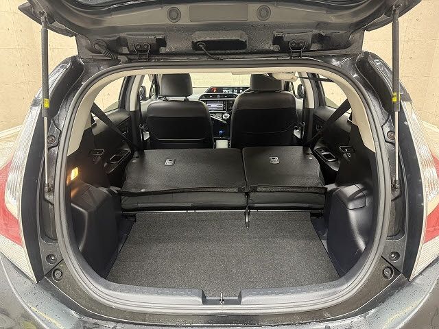 TOYOTA AQUA 2015 Image 31