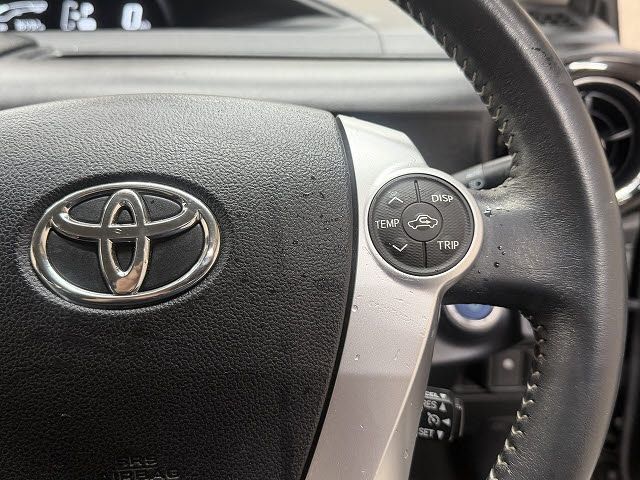 TOYOTA AQUA 2015 Image 31