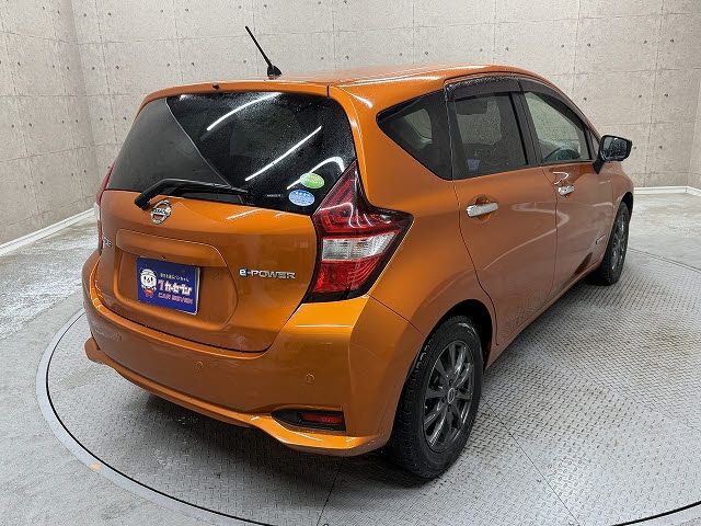 NISSAN NOTE 2018 Image 31