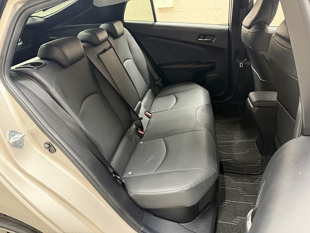 TOYOTA PRIUS 2016 Image 31