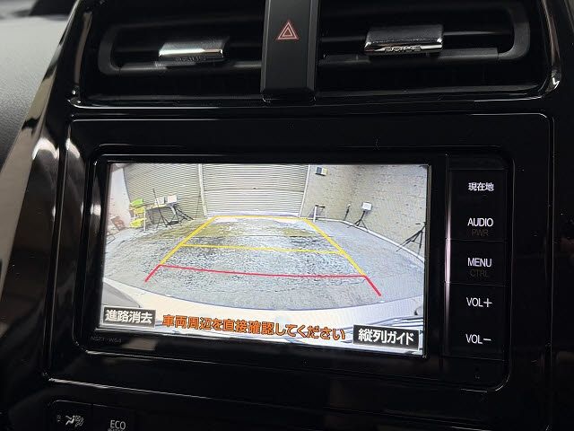 TOYOTA PRIUS 2016 Image 31