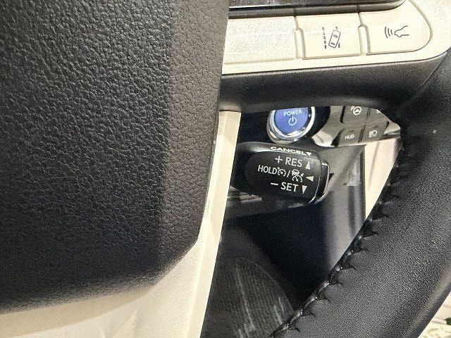 TOYOTA PRIUS 2016 Image 31