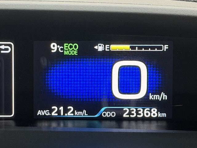 TOYOTA PRIUS 2016 Image 31