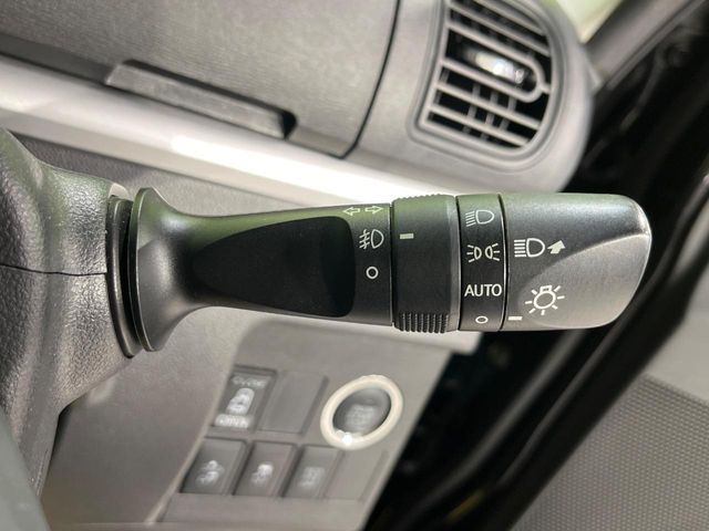 DAIHATSU TANTO CUSTOM 4WD 2016 Image 31