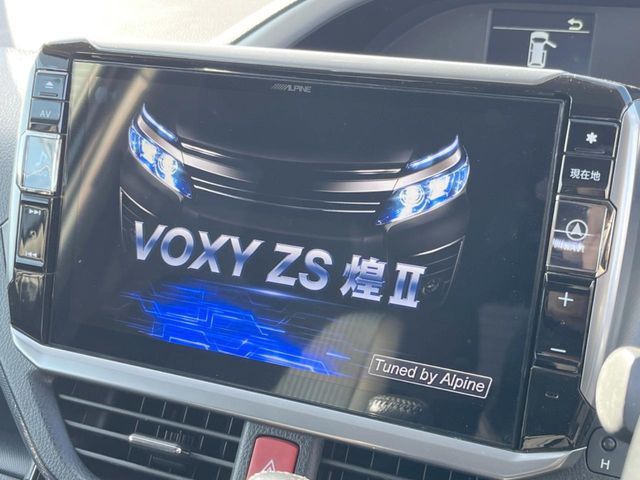 TOYOTA VOXY 2017 Image 31